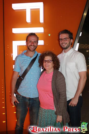 social press 1628 20130523 08