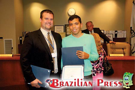 social press 1648 20131010 (12)
