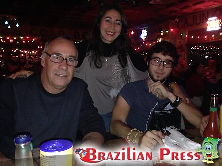 social press 1653 20131114 (8)