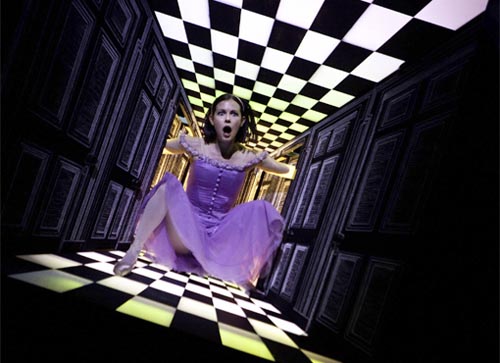 alice wonderland theatre (1)